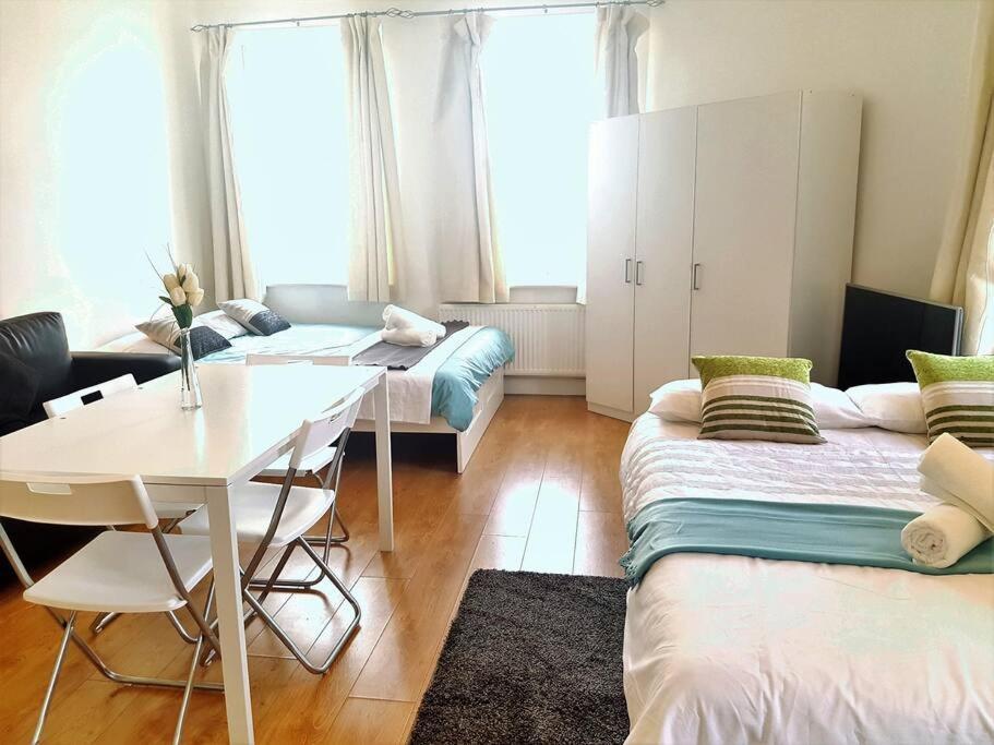 Excellent Studio Flat In London Exteriör bild