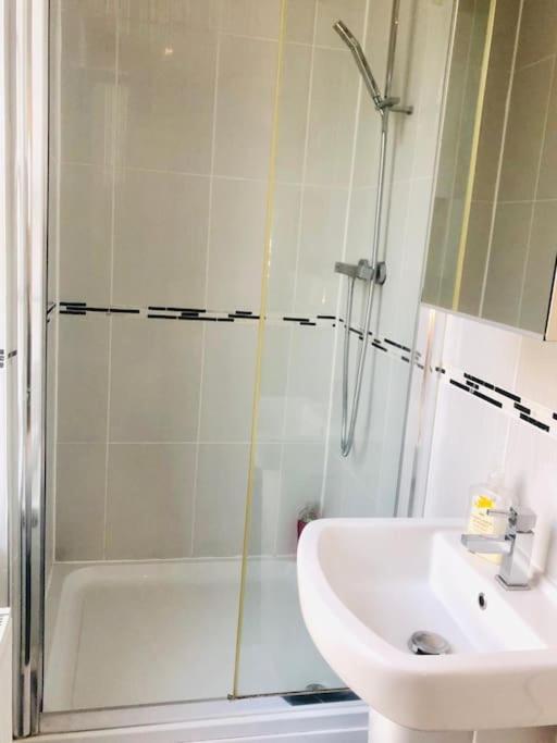 Excellent Studio Flat In London Exteriör bild