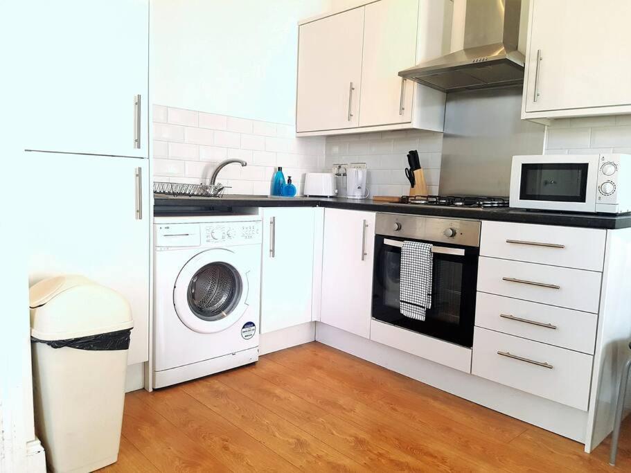 Excellent Studio Flat In London Exteriör bild